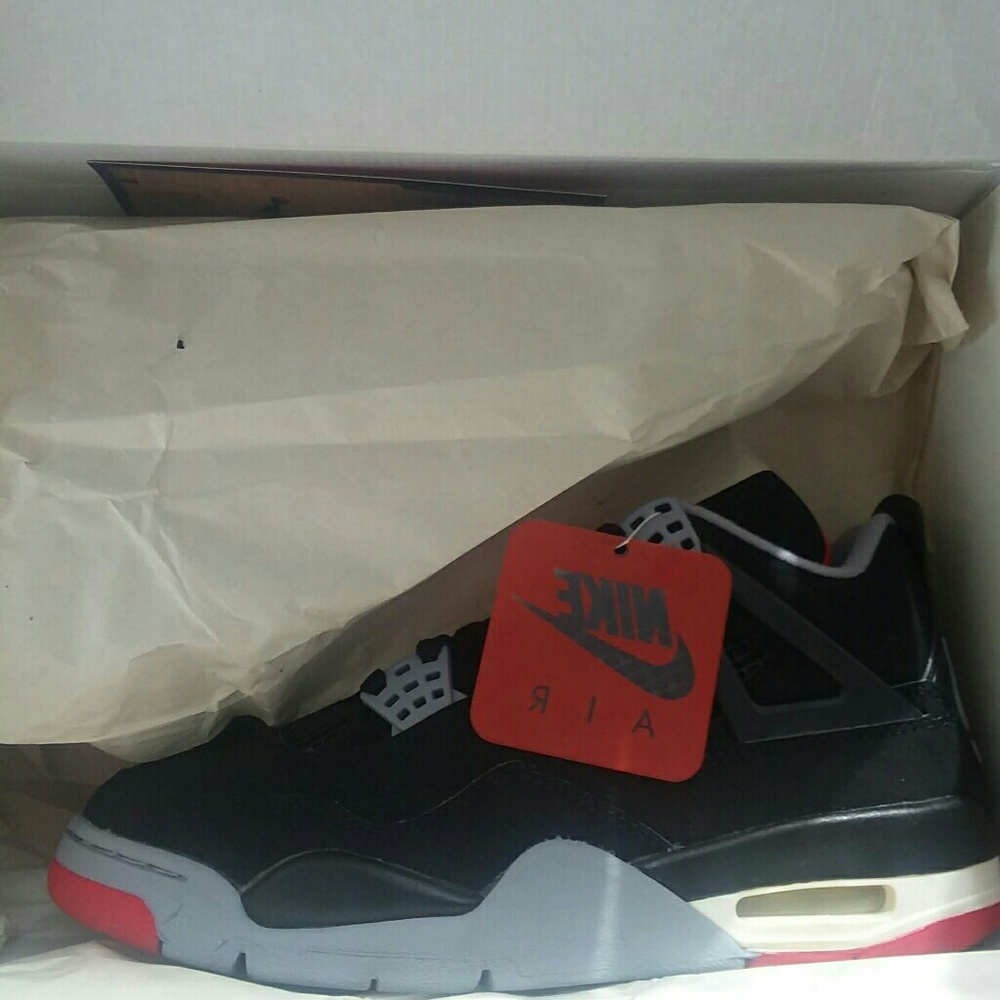 OG JORDAN 4's BREDS Sz8 NEVER WORN🔥